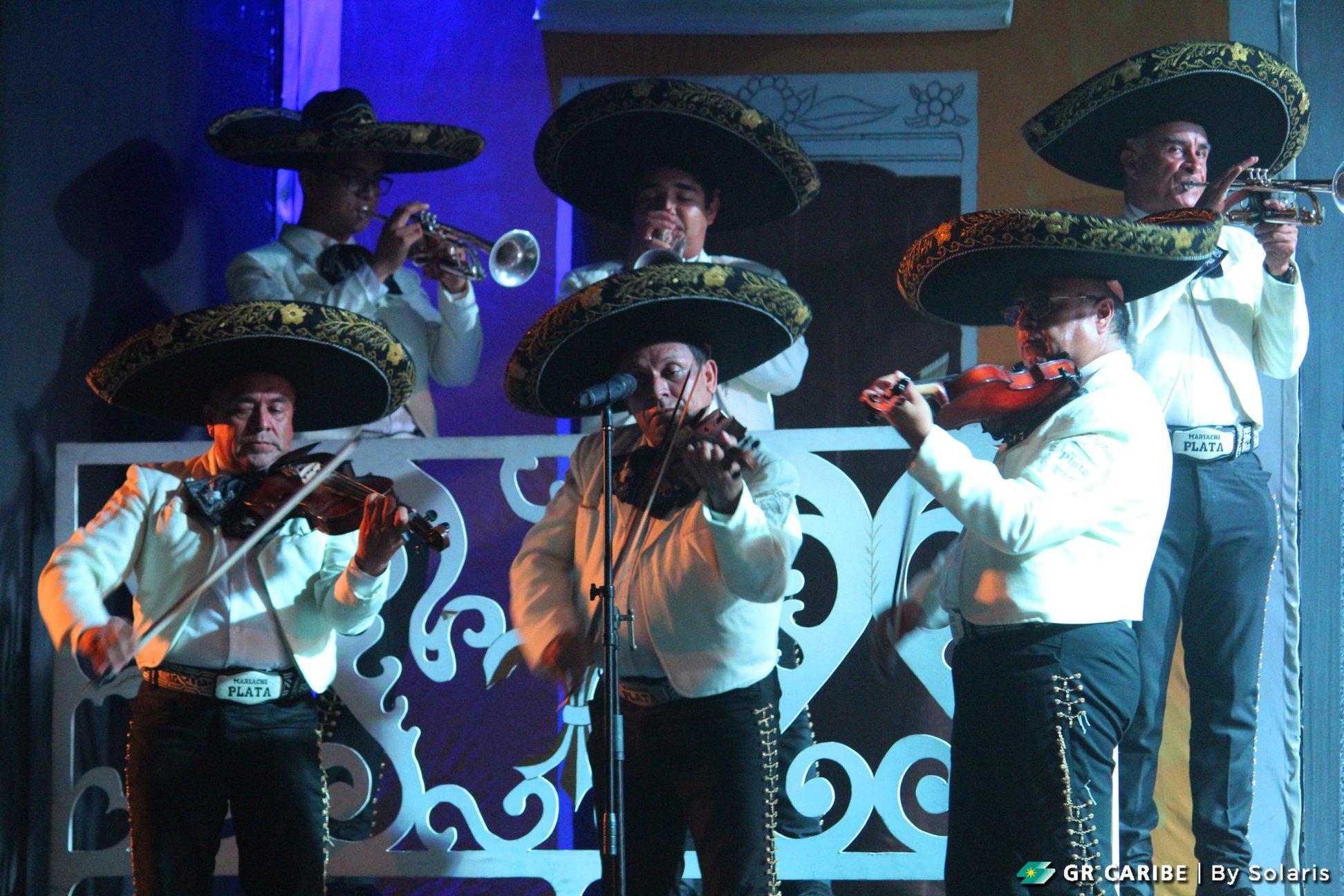 Gr Solaris Caribe Hotel Cancún Buitenkant foto
