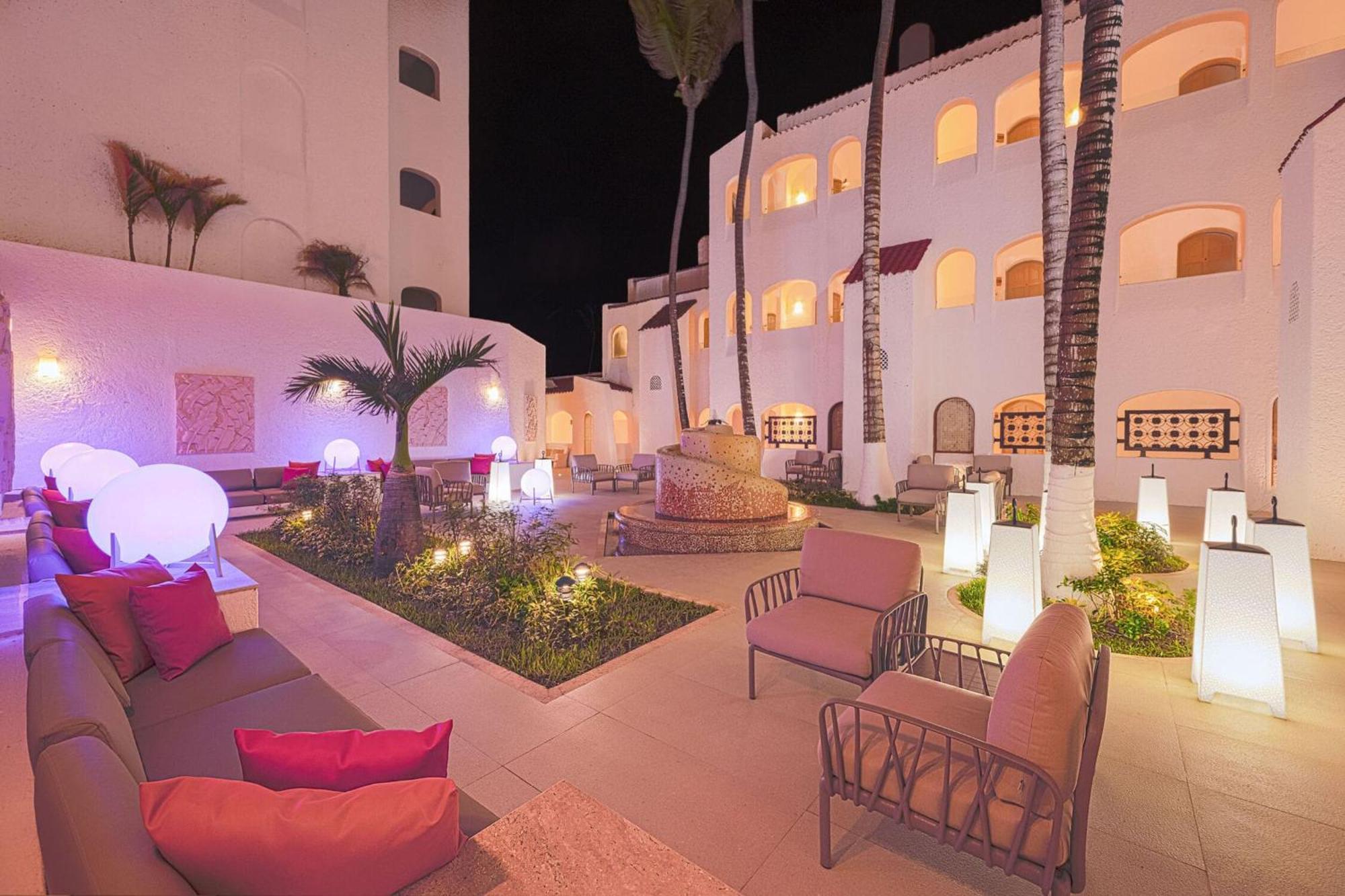 Gr Solaris Caribe Hotel Cancún Buitenkant foto